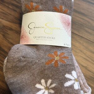 Jessica Simpson women’s socks. Shoe size 4-10. NWT